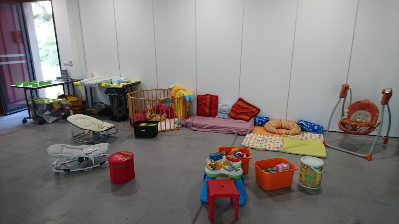 Salle de jeux adapter bébés.